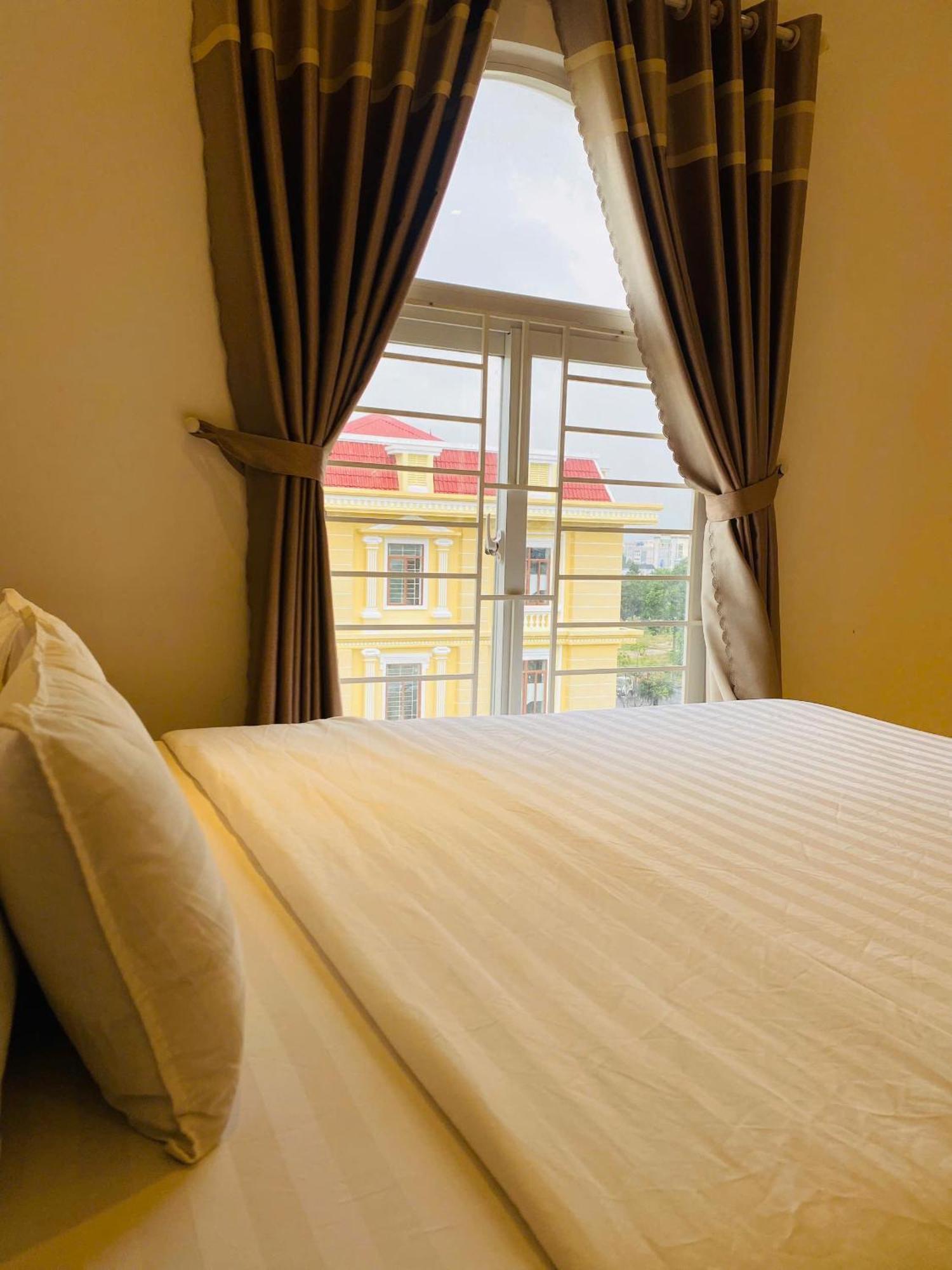 Khach San Romo Hotel Quang Ngai Luaran gambar
