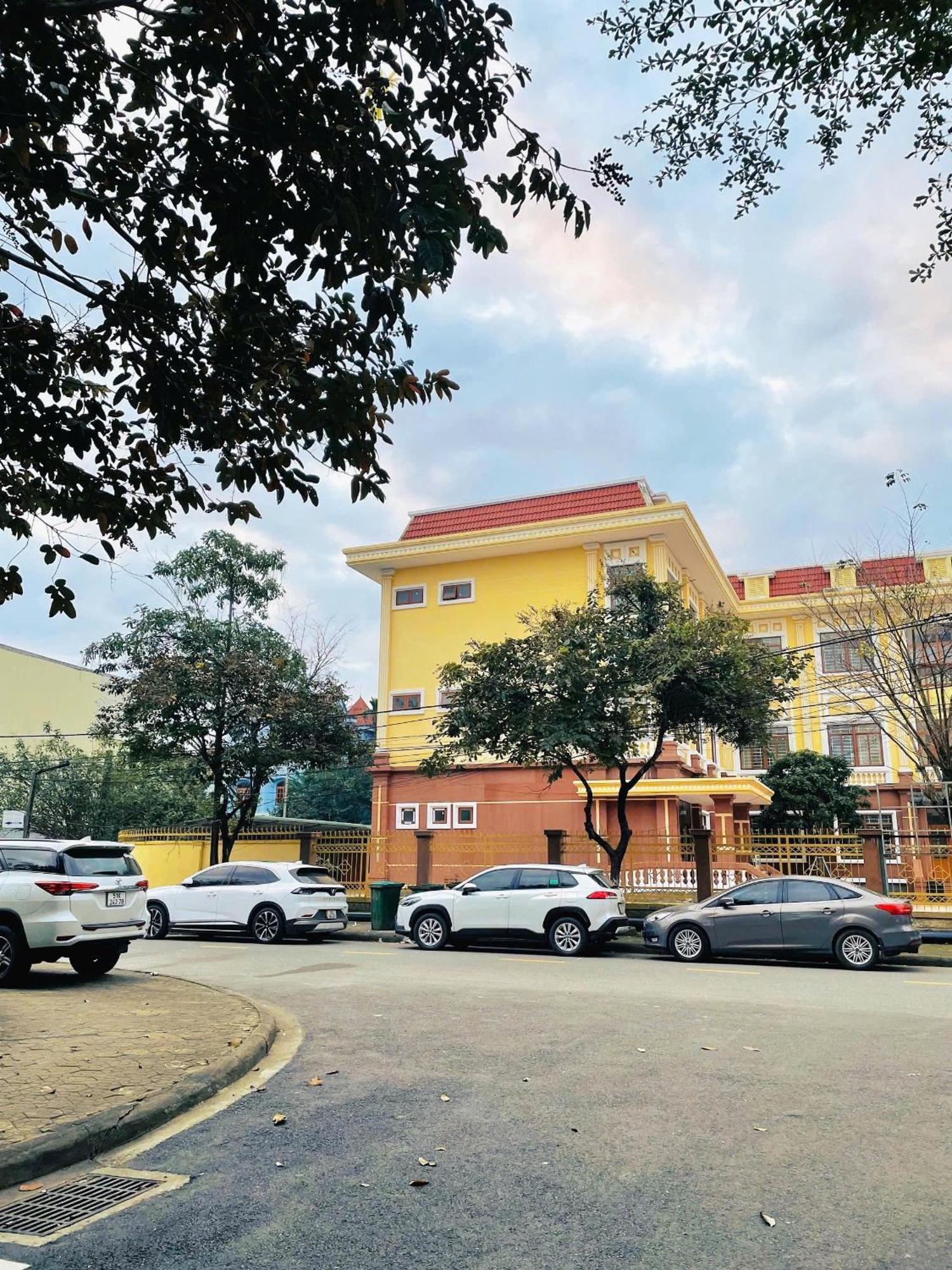 Khach San Romo Hotel Quang Ngai Luaran gambar