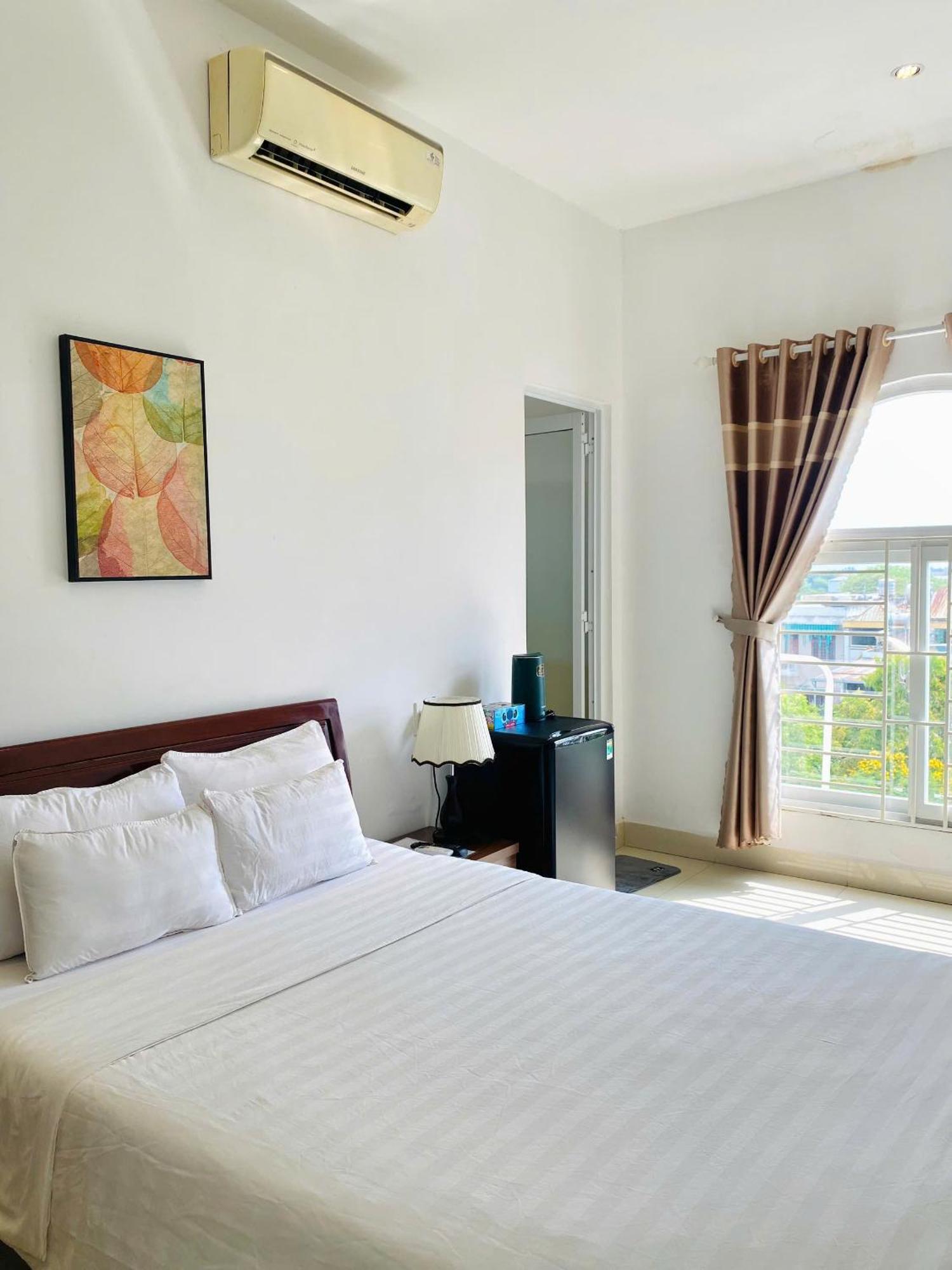Khach San Romo Hotel Quang Ngai Luaran gambar
